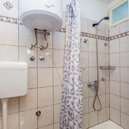 With A Parking Space Vantacici, Krk - 5313 Malinska