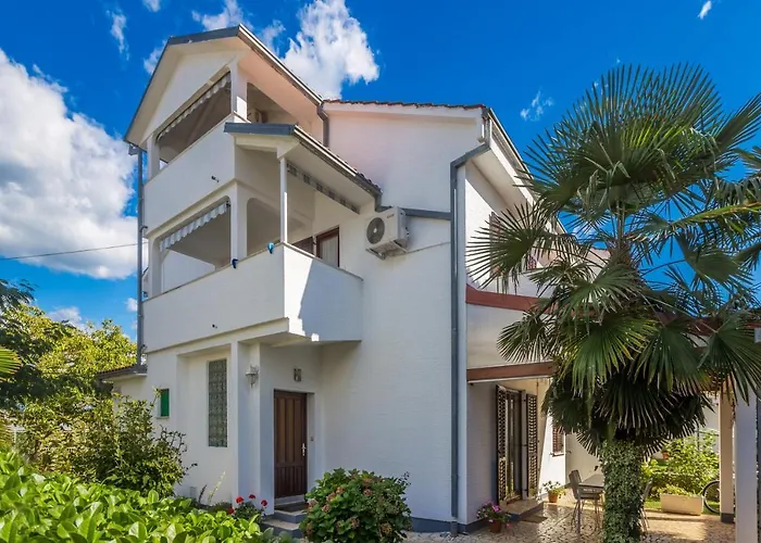 Apartman With A Parking Space Vantacici, Krk - 5313 Malinska